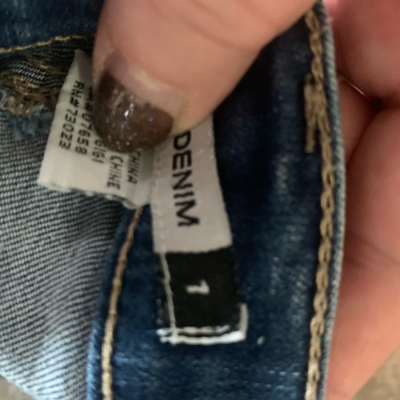 REVAMPED Size 1 Stressed Jeans - Picture 3 of 5